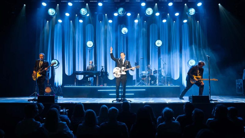 Chris Isaak
